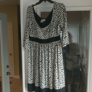 Nice black and cream dress